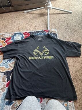 Realtree Black Short Sleeve Tee with Camo Logo and Text
